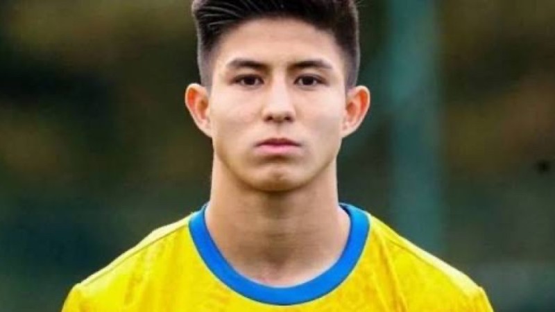 Дастан Сәтбаев ЧЛ-ның тарихында гол соққан ең жас футболшылардың үштігіне кірді