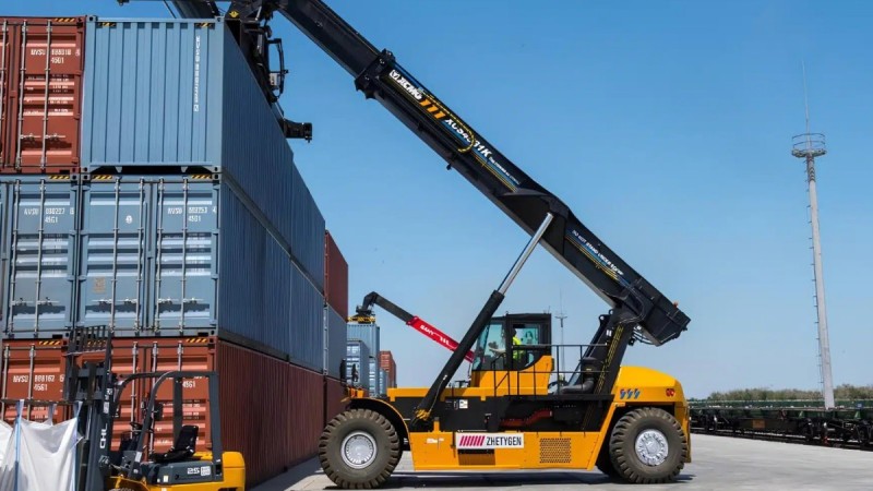 Миллионерлер Құлыбаев пен Тәтішев Алматы облысында құны 108 млрд теңгелік ірі логистикалық кешендерді іске қосады