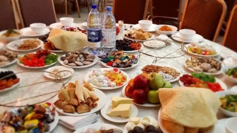 Енді жаназада артық салат, торт, бәліш, жеміс-жидек қоюға рұқсат жоқ