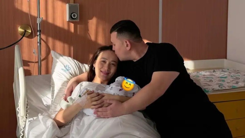 Тоғыз жылдан кейін әке атанған Елдос Колобок кей таныстарының әрекетіне реніш білдірді