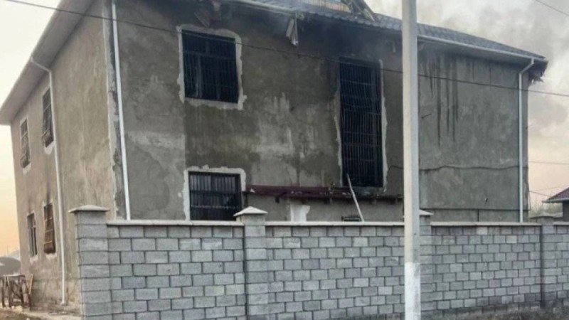 Жетісайдағы өрттен аман қалған 7 жасар қыз көз жұмды