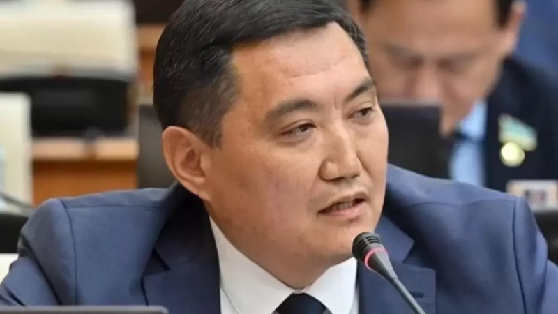 Базарбек министрлер кабинетін қатаң сынға алды: «Мәселе көп, жауап жоқ»