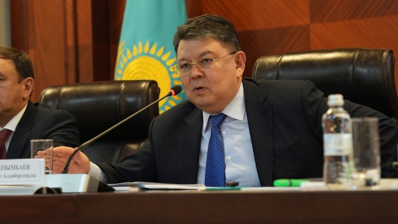 Қызылорда облысында фермерлермен өткен кездесуде Қанат Бозымбаев келесі жылдың вегетациялық кезеңінің тәуекелдерін талқылады