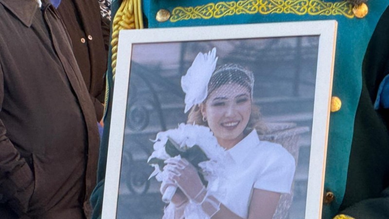 "Хайп үшін пайдаланбаңыздар": Астанада көз жұмған фельдшердің күйеуі қазақстандықтарға үндеу жасады