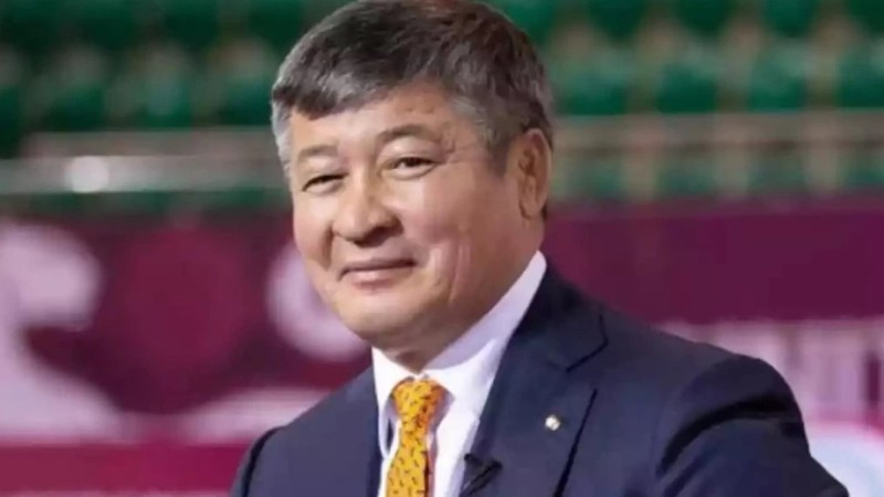 Даңқты балуан Дәулет Тұрлықанов күрес федерациясының басшылық қызметінен кетті