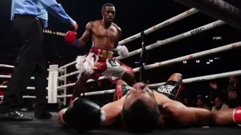 Эрисланди Лара Жәнібек Әлімханұлының орнына шыққан жаңа қарсыласын тас-талқан етті