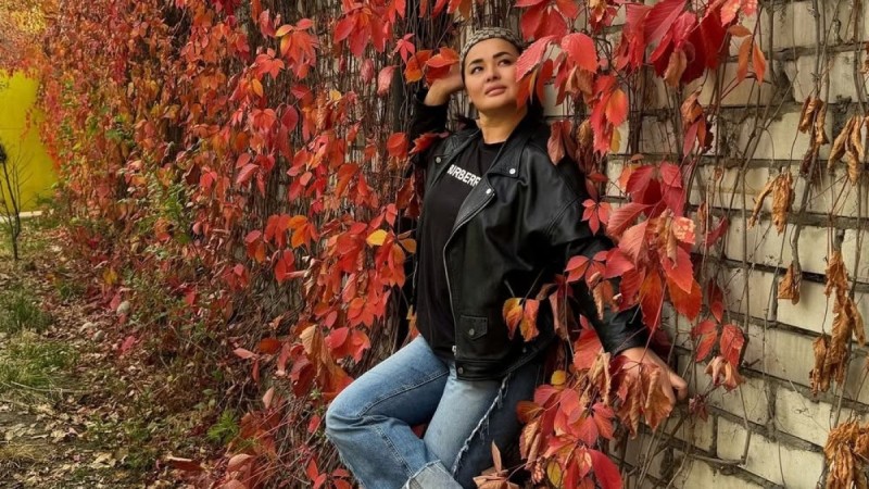 "Қайғырғанда бірге қайғырған адам – қуанғанда бірге қуана алмайды екен": Мөлдір Мұқанова әсерлі жазба жариялады