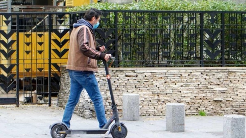 Қазақстанда электр самокаттарға енді сақтандыру мен тіркеу нөмірі беріледі