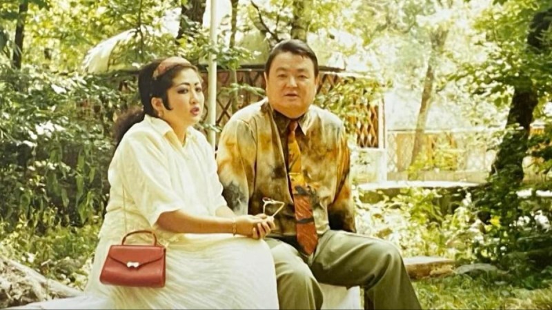 "Маған Халық әртісі берілгенде байым қуанған жоқ": Мақпал Жүнісова елден жасырған құпиясын ашты (ВИДЕО)