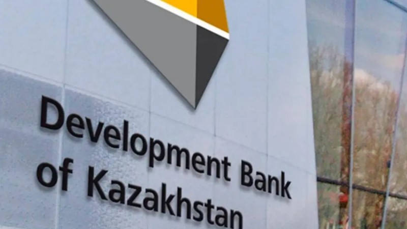 Қазақстанның Даму банкі санаулы адамдардың жеке банкі болып қалып отыр - Әлихан Смайылов