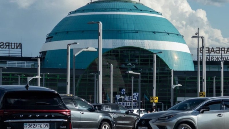 Президент Астанада екінші әуежай салуды тапсырды