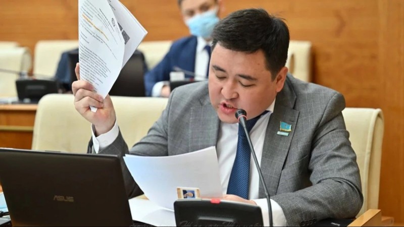 “Мемлекеттен 17 миллиард алып, есеп бермеген”: Нартай Аралбайұлы жаға ұстатарлық жағдайлармен бөлісті