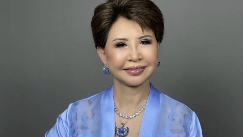 Роза Рымбаева сүйінші жаңалығымен бөлісті