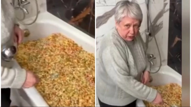 “Қандай жиіркенішті”: Ваннаға оливье салатын жасаған әжей сынның астында қалды