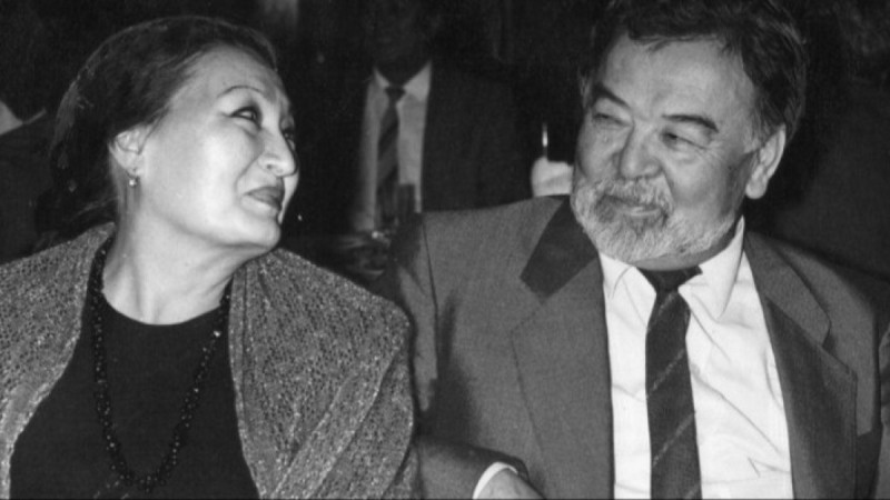 "Менің бизнесім – абыройым": Асанәлі Әшімовтің әлі күнге дейін ел оқымаған жазбасы тарады (ФОТО)