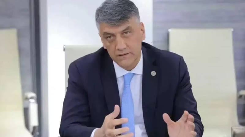 Өзбекстандық саясаткер отандастарын Ресейден кетуге үндеді