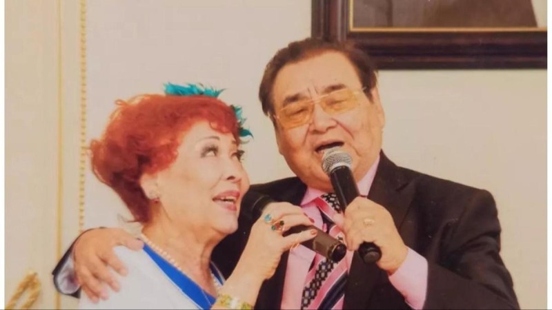 Ескендір Хасенғалиевтің әйелі Дарико көптен бері алғаш рет ел алдына шықты (ВИДЕО)