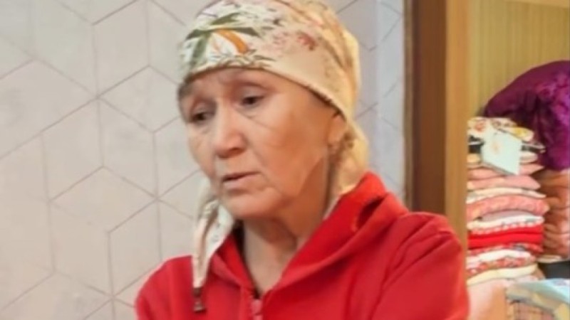 "Құдаларыма қатты ренжідім": Сұлтан Сәрсемалиевтің анасы құда-құдағиға реніші барын айтты