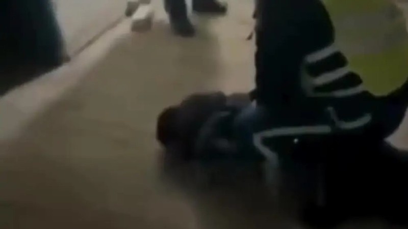 «Анам мен әжемді көз алдымда өлтірді»: Қызылорда облысында кісі өліміне күдікті пәтерде ұсталды