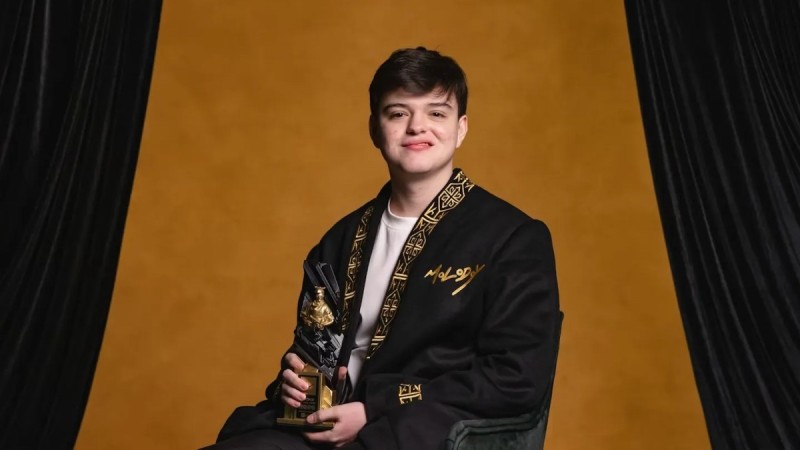 Қазақстандық киберспортшы Данил Голубенко престижді HLTV сыйлығын жеңіп алды