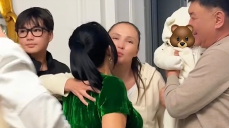 “Қайрат бақытты”: Гүлзира Айдарбекова келіні Жұлдызбен татуласқан видеосын жариялады (ВИДЕО)