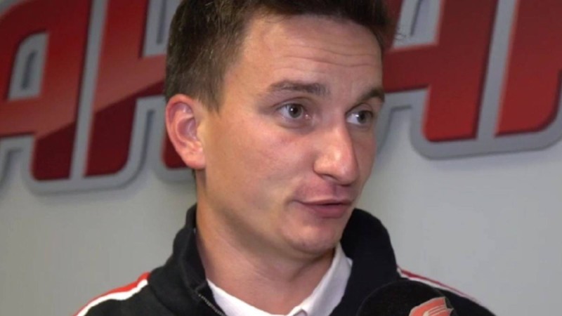 Ресейлік комментатор эфир кезінде қазақстандық жас хоккейшілерді қорлады