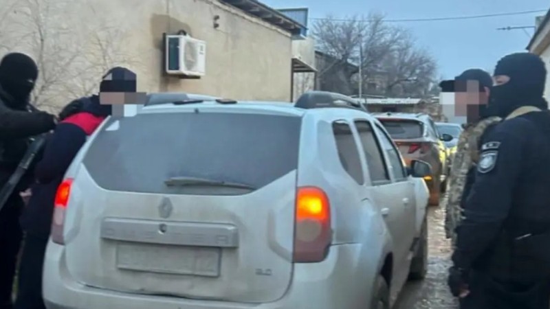 “Интим суреттеріңді желіге таратып жібереміз“: Маңғыстау облысында ер адам қызды бопсалаған