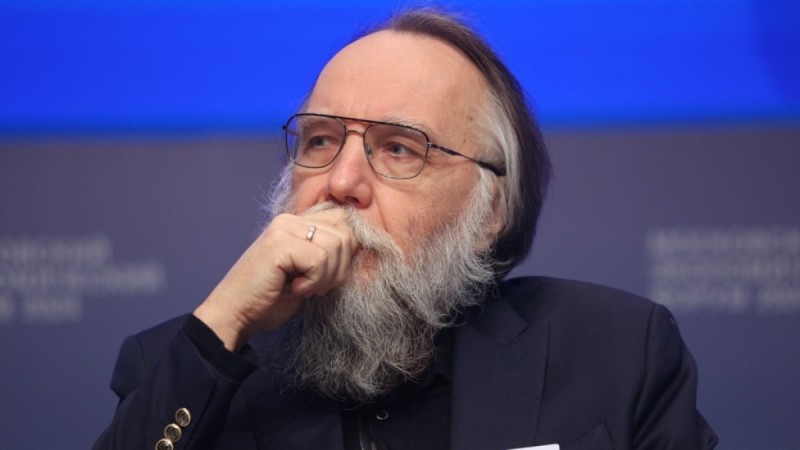 «Тәуелсіздік дәуірі аяқталды»: Дугин посткеңестік елдерге қатысты қатқыл позиция айтты