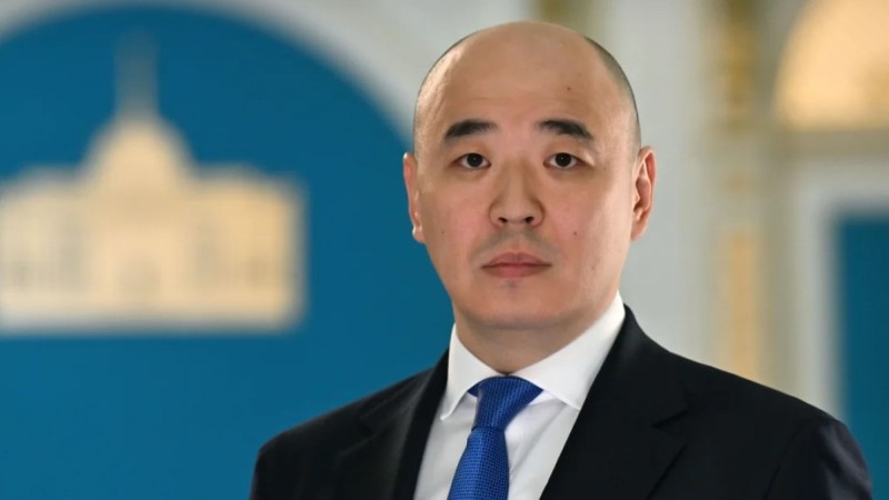 "Баталов кетіп Шарлапаев келді" – «Атамекен» ҰКП президиумының жаңа төрағасының өмірбаяны жарияланды