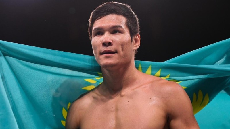 «Боксты төмендетпеңдер»: Данияр Елеусінов Серік Сәпиев төңірегіндегі дауға пікір айтты