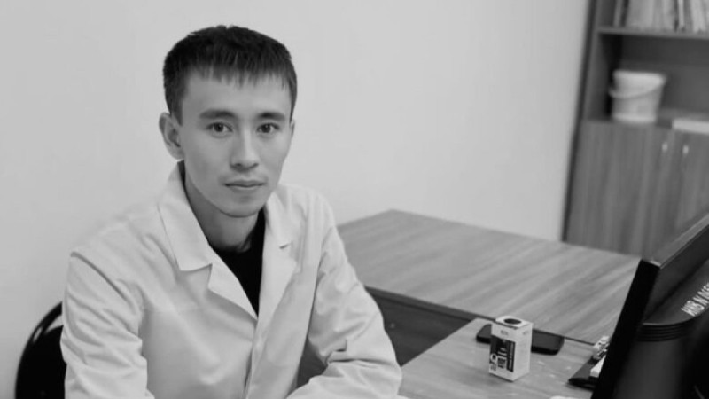 "Орны толмас қаза": Жаңаөзенде қаза тапқан дәрігерге әріптестері сөз арнады (ФОТО)