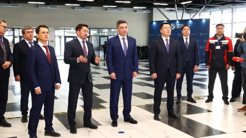 Премьер-министр Екібастұздағы стратегиялық цифрлық жобаның барысымен танысты