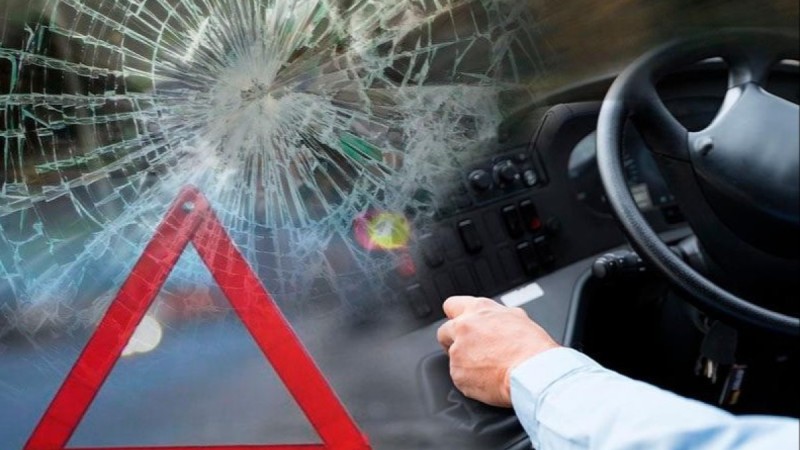 Қызылжар ауданында жеңіл көлік қарсы жолаққа шығып, жүк көлігімен соқтығысты