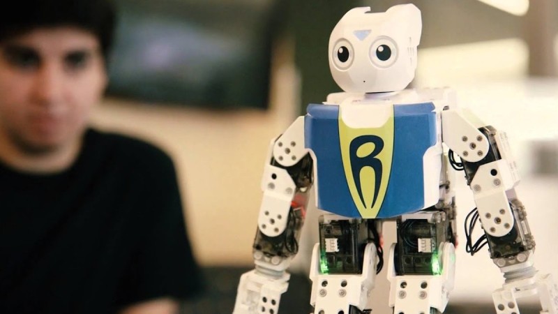 Қытайда аутизмді ерте анықтайтын робот жасалды