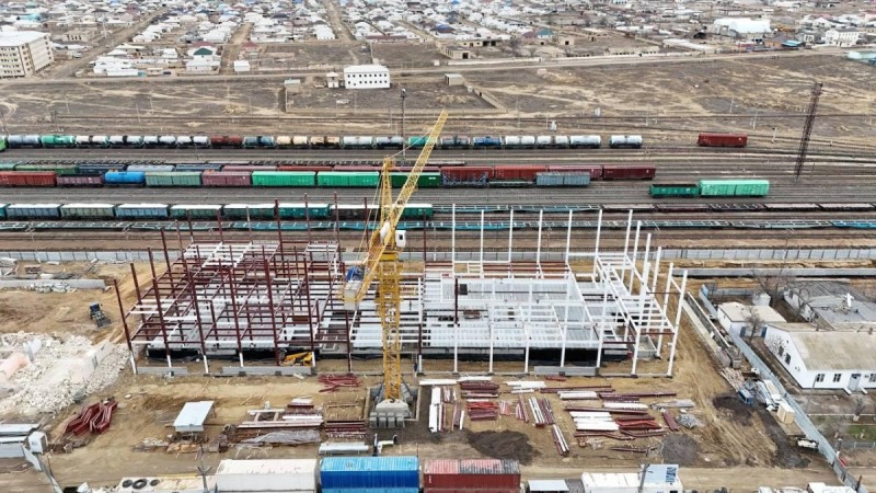 «Үш қабатты ғимарат» – «Маңғыстау» вокзалы реконструкциядан өтіп жатыр