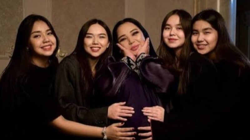 Алтынай Жорабаеваның қызына сүйгені ұсыныс жасады ( ВИДЕО)