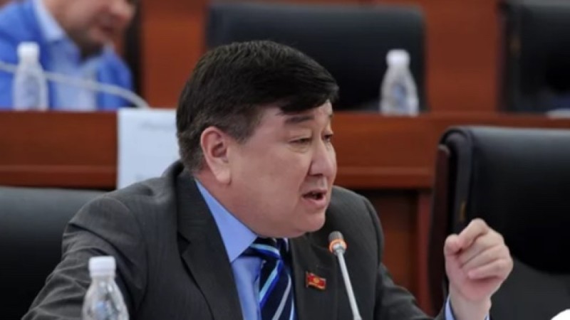 "Қырғызстан Қазақстанға суды сату керек" - Жогорку Кеңештің депутаты