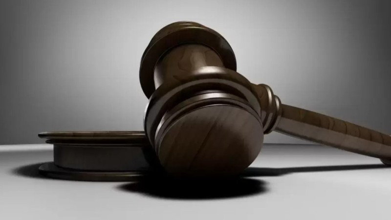 Оралда әкімдерден ақша бопсалаған блогер сотталды