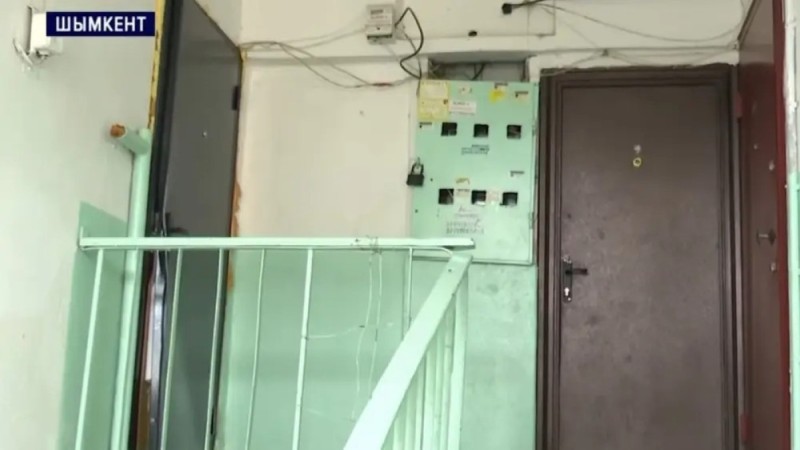 Шымкентте үш пәтерден төрт адамның мәйіті табылды