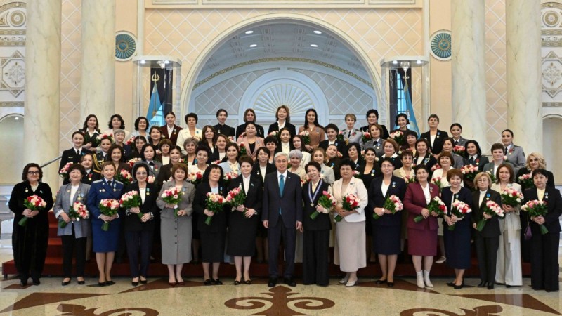 Президент Ақордада Халықаралық әйелдер күніне арналған салтанатты іс-шараға қатысты