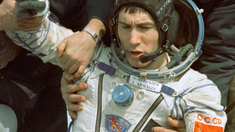 "Жерге қайта алмайсыз... Сізді ғарышқа жіберген мемлекет қазір жоқ" – Танымал ғарышкердің космоста алған тосын хаты