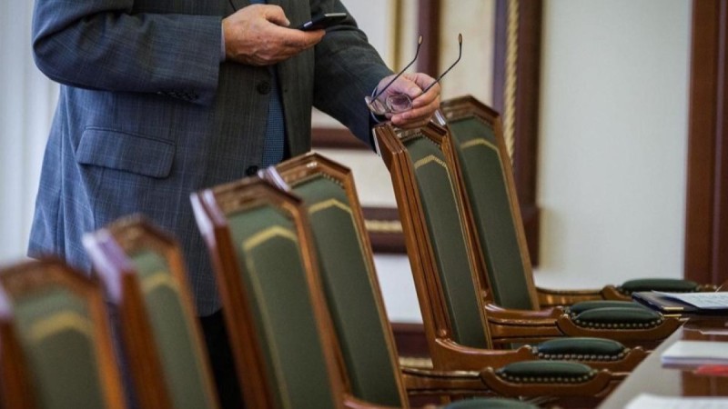 БҚО-дағы бассыздық: Жасөспірімді зорлады деген шенеунік көз жұмды