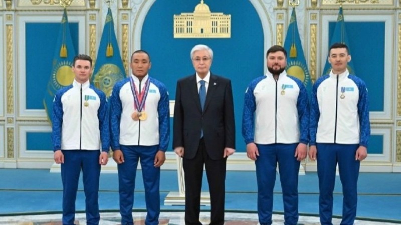 Ербол Хамитов III дәрежелі «Барыс» орденін иеленді