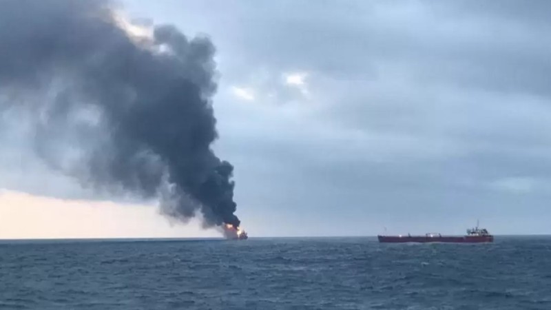 Түркиялық мұнай танкеріне ұшқышсыз аппараттар шабуыл жасады