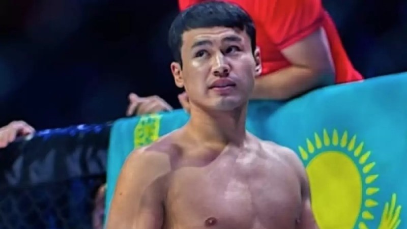 Еркебұлан Тоқтар қырғыз спортшысынан ойсырай жеңілді