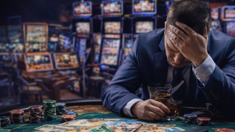 Ант па, әлде бәс пе? Мемлекеттік қызметті құмар ойынға айырбастағандар