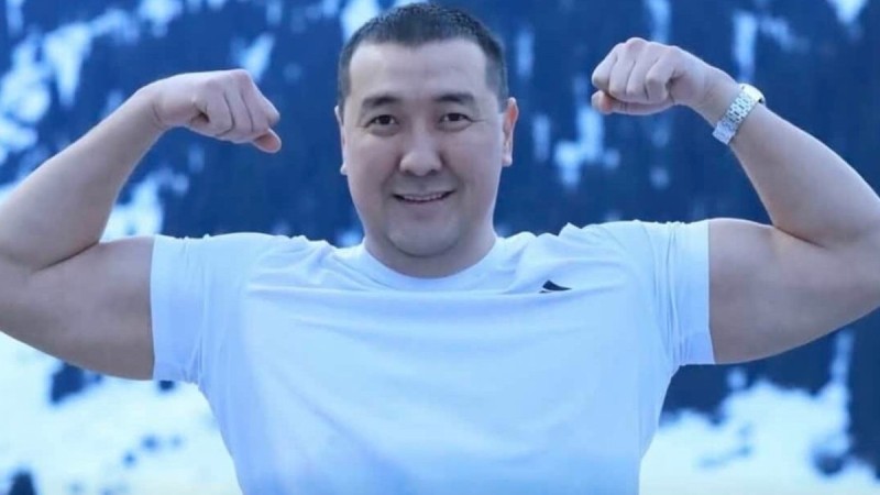 Полиция заңгер-блогер Әділетхан Молдаханның ұсталғанын растады