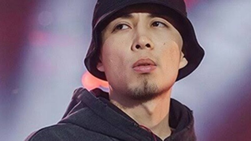 Есірткімен ұсталған Qarakesek енді көше тазалап жүр