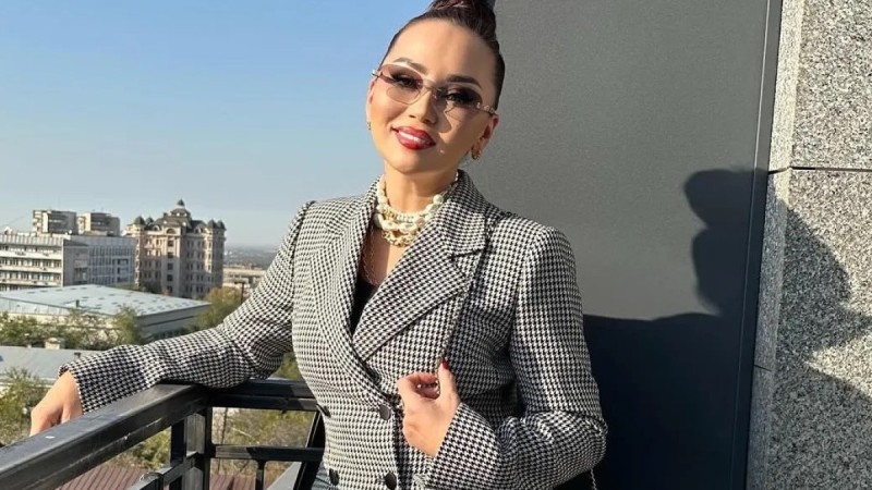 “Меккеден келіп, қайтадан ішеді”: Баян Алагөзова әріптестерін сынады