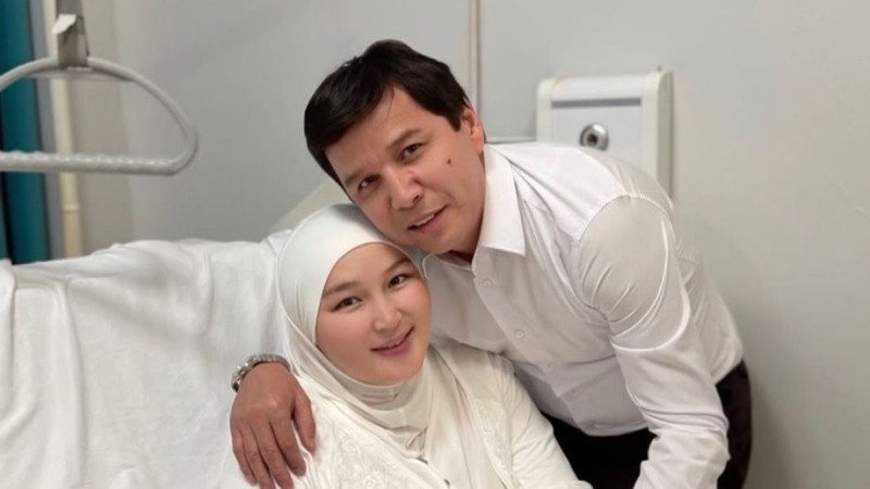 “33 жастағы әйел тумағанда кім туады?”: Абай Бегейдің қызы отбасын сынағандарға кейіп тастады